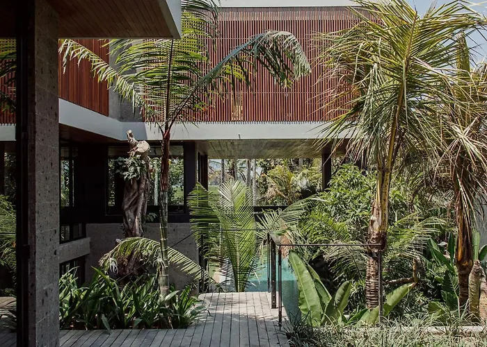 The Riverhouse *