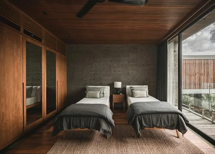 The Riverhouse *