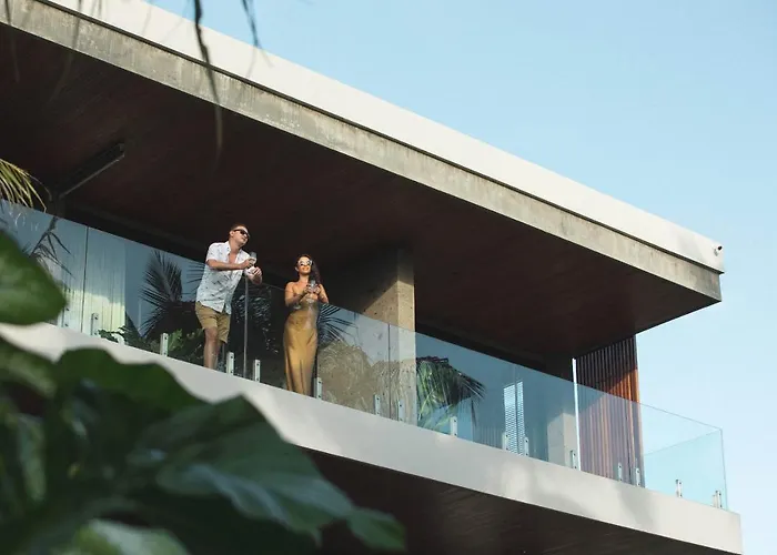 The Riverhouse *